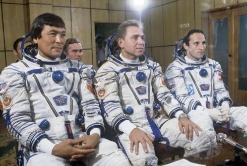 Первому казахстанскому космонавту – 75: О Токтаре Аубакирове рассказали в Музее авиации и космонавтики в Караганде