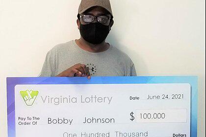 Мужчина дважды выиграл в лотерею семь миллионов рублей и назвал счастливые числа