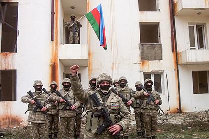 Азербайджанские военные начали продвигаться вглубь Армении