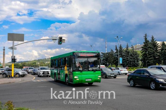 Ношение масок проверяют в автобусах Алматы: несколько человек оштрафовали