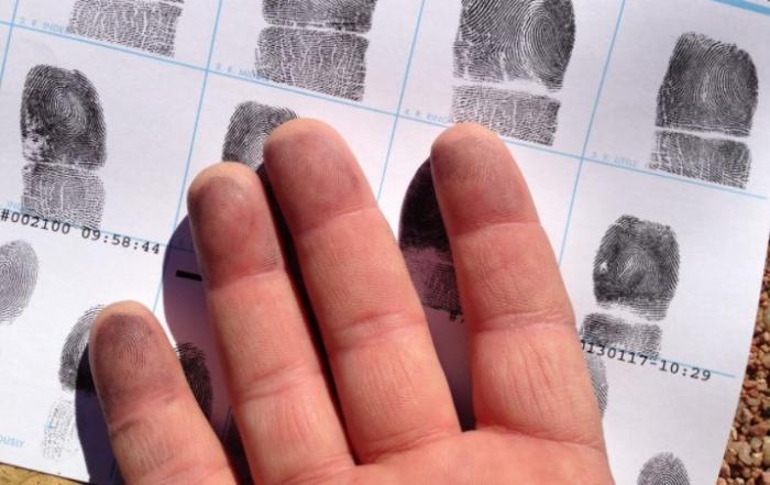 У иностранцев будут брать отпечатки пальцев при желании получить визу для въезда в Украину