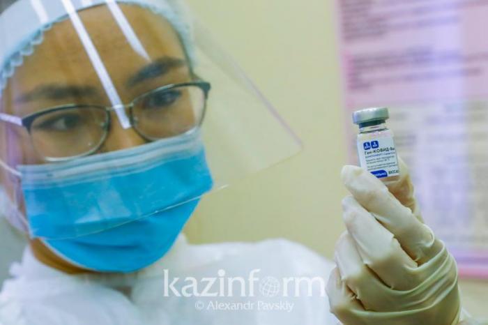 Вакцинацией охвачена почти половина населения Костанайской области