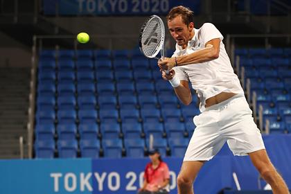 Теннисист Медведев объяснил желание выгнать иностранного журналиста