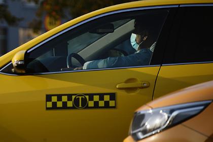 Агрегаторы такси в Подмосковье начали отстранять водителей без QR-кодов