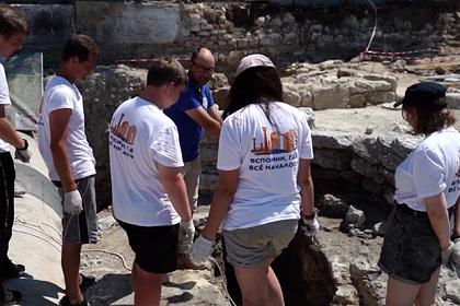 В Севастополе нашли средневековый склеп с останками христиан