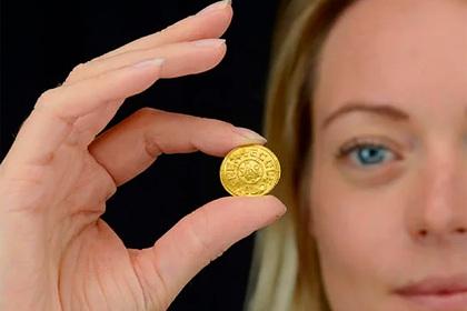 Найденную кладоискателем уникальную монету продадут за 20 миллионов рублей