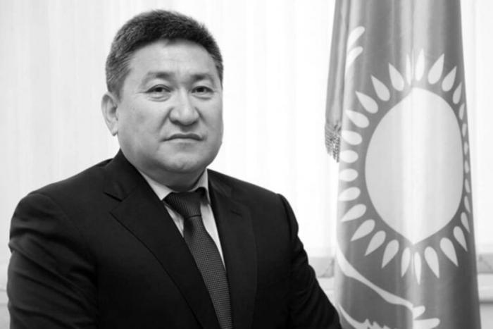 Заместитель акима Жамбылской области Улан Жазылбек умер от коронавируса