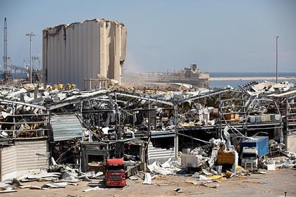 Ливанских чиновников обвинили во взрыве химических веществ в порте Бейрута