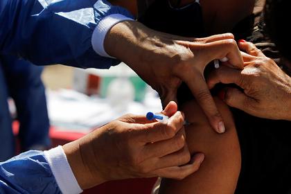 США предложат вакцинироваться задержанным на границе с Мексикой мигрантам