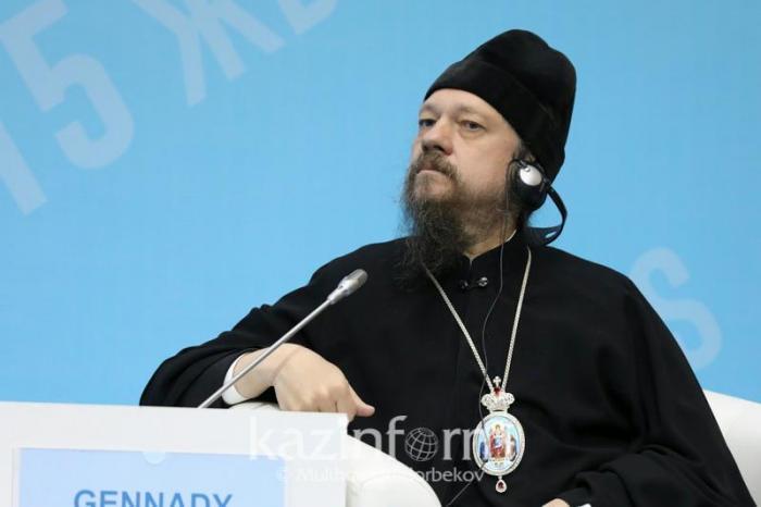 Как православная церковь относится к вакцинации и антиваксерам, рассказал епископ Каскеленский