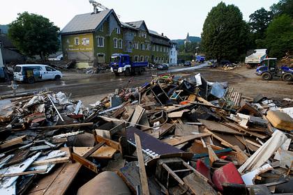 На чиновников завели уголовное дело после смертельных наводнений в Германии
