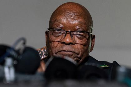 Приговоренный к 15 месяцам тюрьмы бывший президент ЮАР попал в больницу