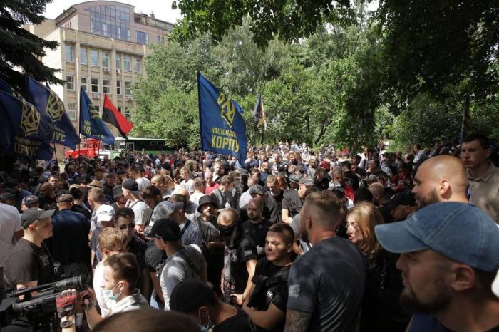 В Нацкорпусе заявили, что Зеленский начал репрессии против патриотов и пригрозили ответом