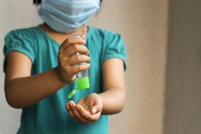 Назван верный способ защитить детей от вспышки коронавируса