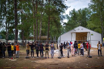 Мигранты сбежали из литовского лагеря из-за недовольства условиями жизни