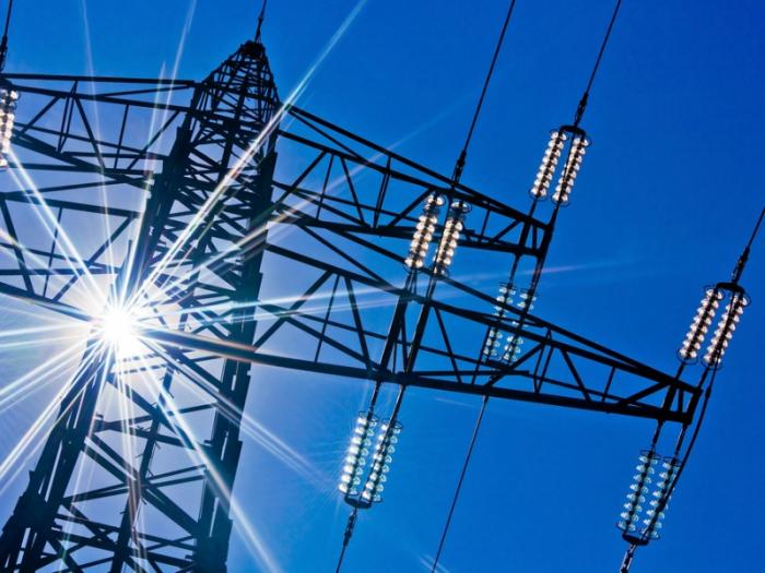 В Украине могут снизить тариф на электричество для населения, но ценой отказа от ремонта электросетей