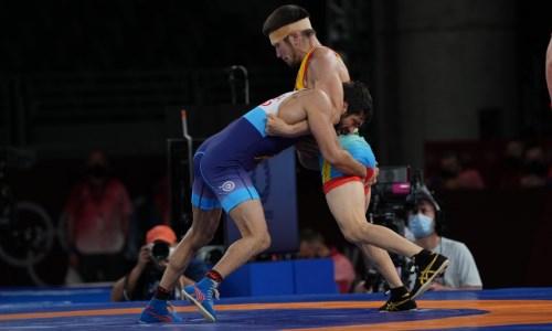 Укушенный казахстанским борцом на Олимпиаде-2020 индус впервые прокомментировал скандальный эпизод