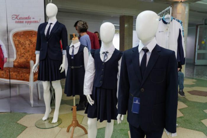 Какую одежду запретили носить школьникам в Алматы