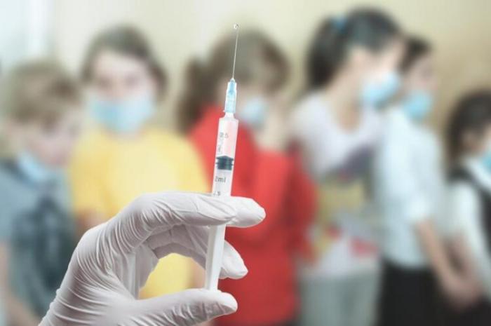 Стало известно, когда в Казахстане начнут вакцинировать детей от коронавируса