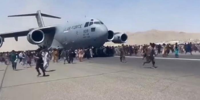 Граждане Грузии не смогли покинуть Афганистан из-за опоздания на украинский самолет
