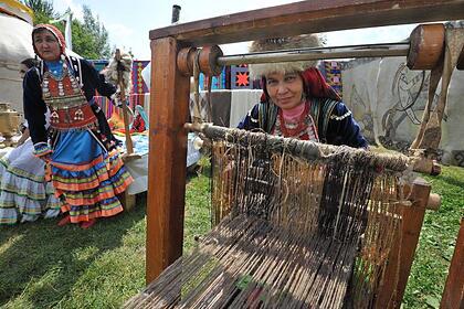 Мастера ручного ткачества поучаствуют в конкурсе и создадут «Башкирский сувенир»