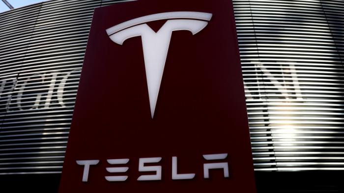 В США начали расследование в отношении Tesla из-за системы автопилота
                17 августа 2021, 19:28