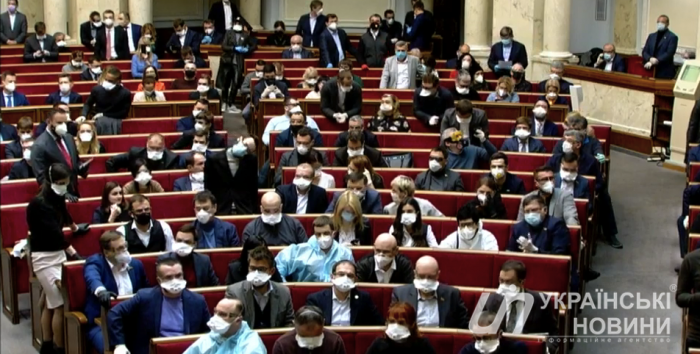 Депутатам Рады запретят общаться с российскими властями о Донбассе и Крыме