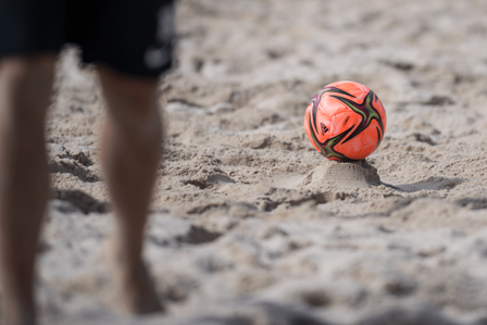 Перед стартом чемпионата мира напомним о правилах пляжного футбола