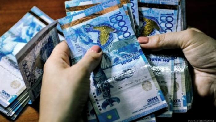 Казахстанцы могут потребовать дополнительные деньги от работодателя