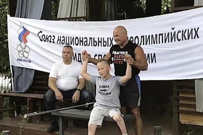 Десятилетний россиянин установил мировой рекорд по жиму штанги