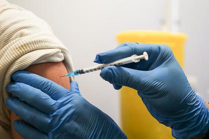 Украина упростила правила въезда для вакцинированных иностранцев