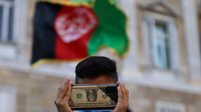 МВФ приостановил финансовую помощь Афганистану
                19 августа 2021, 11:40