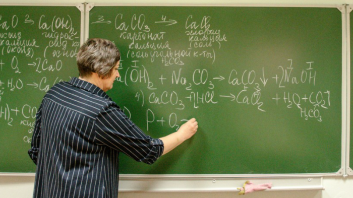 Зарплаты казахстанских учителей повысят в 2022 году
                19 августа 2021, 12:45