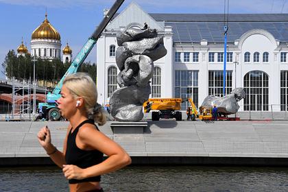 Мясников назвал скульптуру на Болотной набережной «культурной кучей»