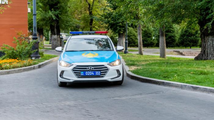 Полицейские посты выставляют у ресторанов и клубов в Казахстане
                20 августа 2021, 17:46