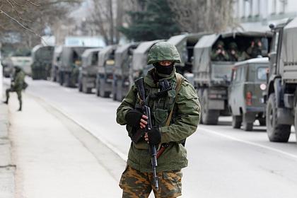 Зеленский заявил о 100 тысячах российских военных на украинской границе