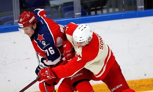 Клуб КХЛ с хоккеистом сборной Казахстана проиграл свой первый матч предсезонки