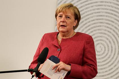 Меркель заявила о непричастности Германии к отказу в лицензии телеканалу RT