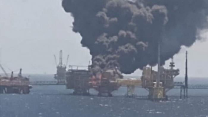 Видео взрыва на нефтедобывающей платформе в Мексиканском заливе появилось в Сети
                23 августа 2021, 09:47
