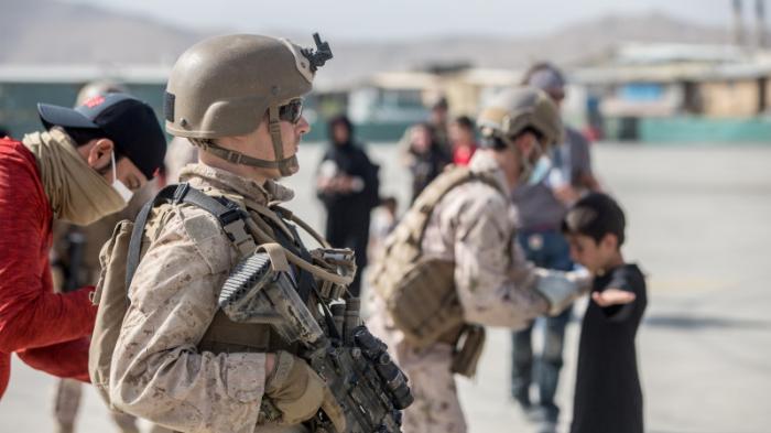 Афганский военный погиб в перестрелке в аэропорту Кабула
                23 августа 2021, 12:54