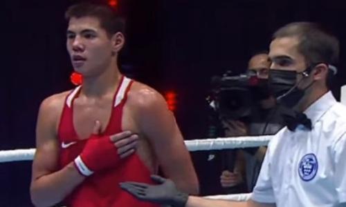 Вице-чемпион мира из Казахстана отправил в нокдаун и деклассировал соперника на МЧА-2021 по боксу