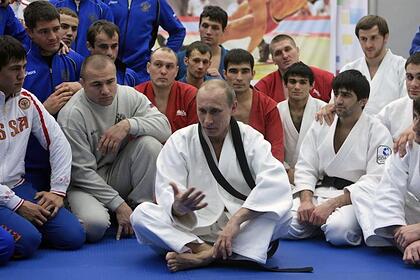 Глава Международной федерации самбо рассказал о спаррингах с Путиным
