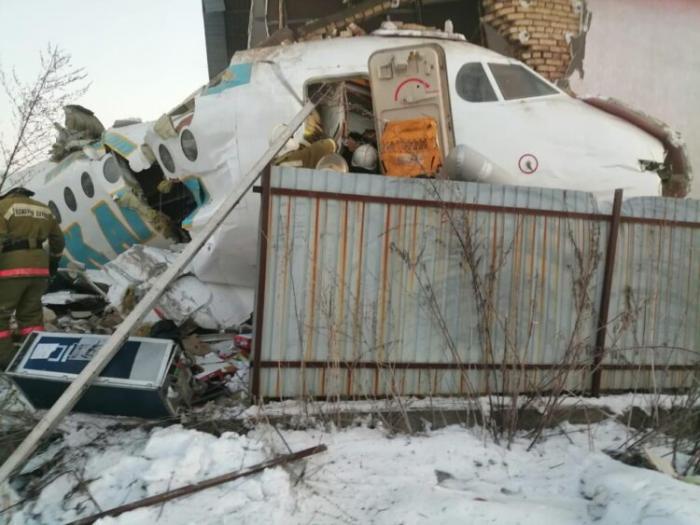 Семье погибшего в авиакатастрофе пилота Bek Air выплатят четыре миллиона тенге