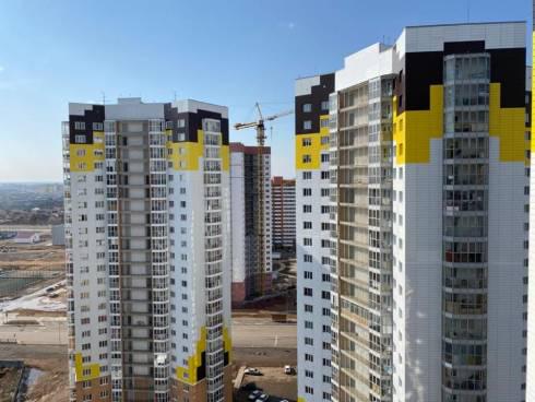 На каком этапе находится строительство новых многоэтажных жилых домов в Караганде