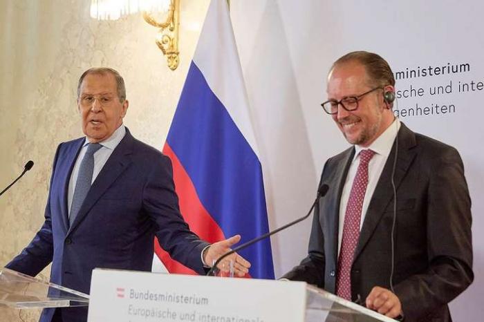 Глава МИД Австрии отказался посетить Крым по приглашению Лаврова