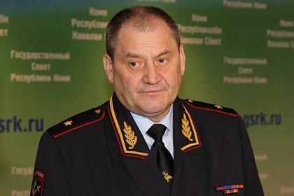 Для бывшего главы МВД Коми запросили 13 лет за взятку в 12 миллионов рублей