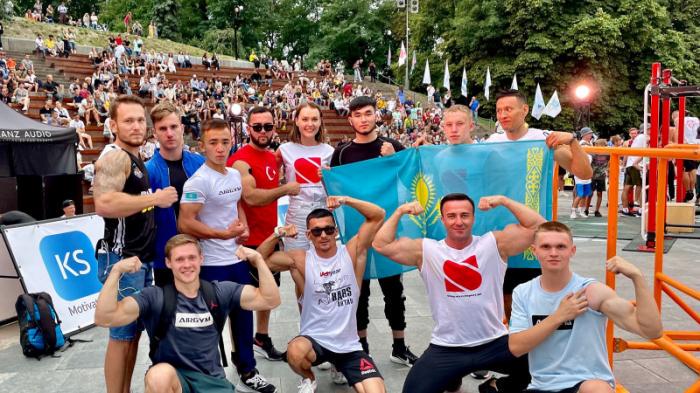 Казахстанцы установили мировые рекорды на чемпионате мира по стритлифтингу
                26 августа 2021, 16:25