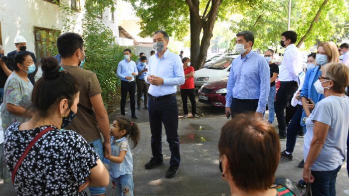 Жителям сгоревшего дома в Алматы показали новые квартиры
                26 августа 2021, 18:02