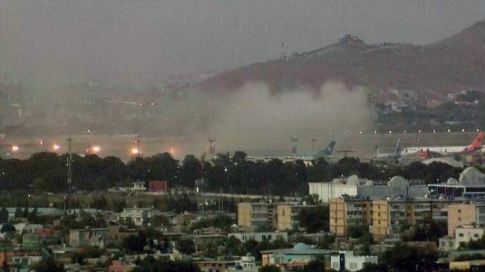 В аэропорту Кабула прогремело два взрыва