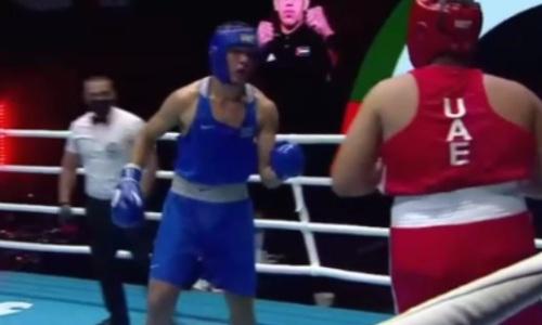 Видео нокаута казахстанского супертяжа в бою за выход в финал МЧА-2021 по боксу